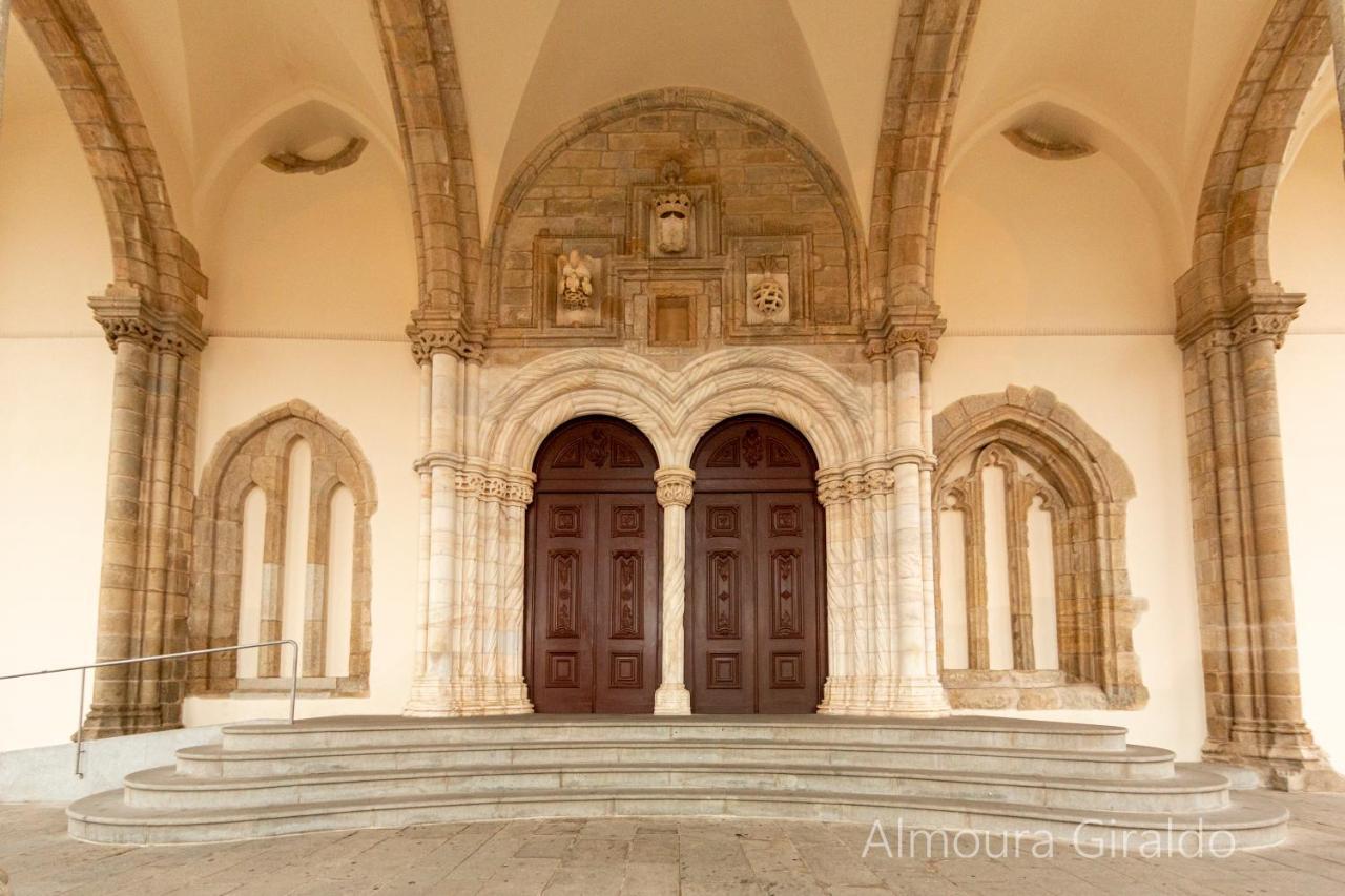 Ferienwohnung Almoura Giraldo Centro Historico Évora Exterior foto